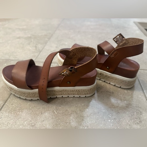 MIA Brown Platform Espadrille Wedge Sandals - Picture 3 of 3